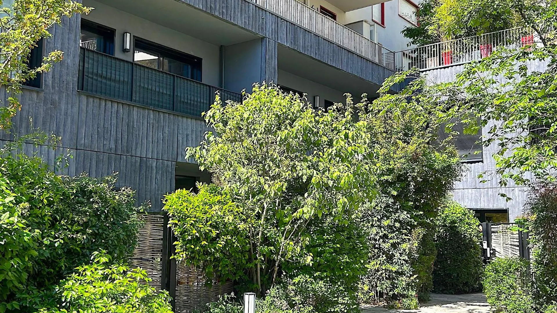 L'Appartement Saussure Parigi 0*,  Francia
